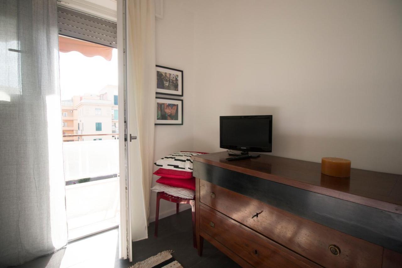 From Ostia Beach To Rome & Airport In A Heartbeat! Eksteriør bilde